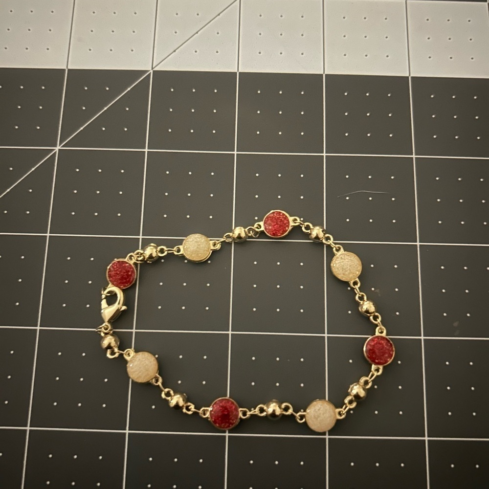 Elegant Gold laminated and Red Bracelet